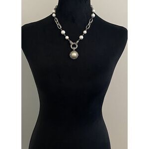 Two Tone Silver Plated Ornate Oval Link Faux Pearl Pendant Necklace